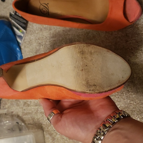 Great condition suede shoes - Picture 4 of 6